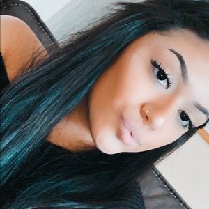 Meet your Posher, Victoria